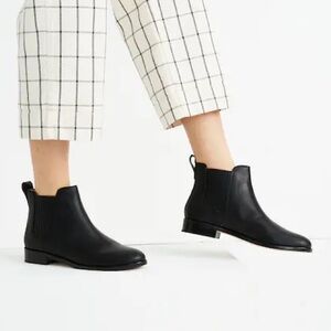 Madewell The Ainsley Chelsea Boot in True Black Leather